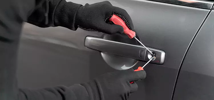 Locked Out of Car Help Wekiwa Springs