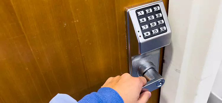Why Choose Us for Your Keypad Lock Needs in Wekiwa Springs, FL?
