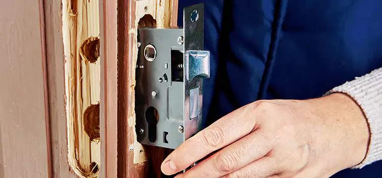 Garage Door Lock Replacement Wekiwa Springs